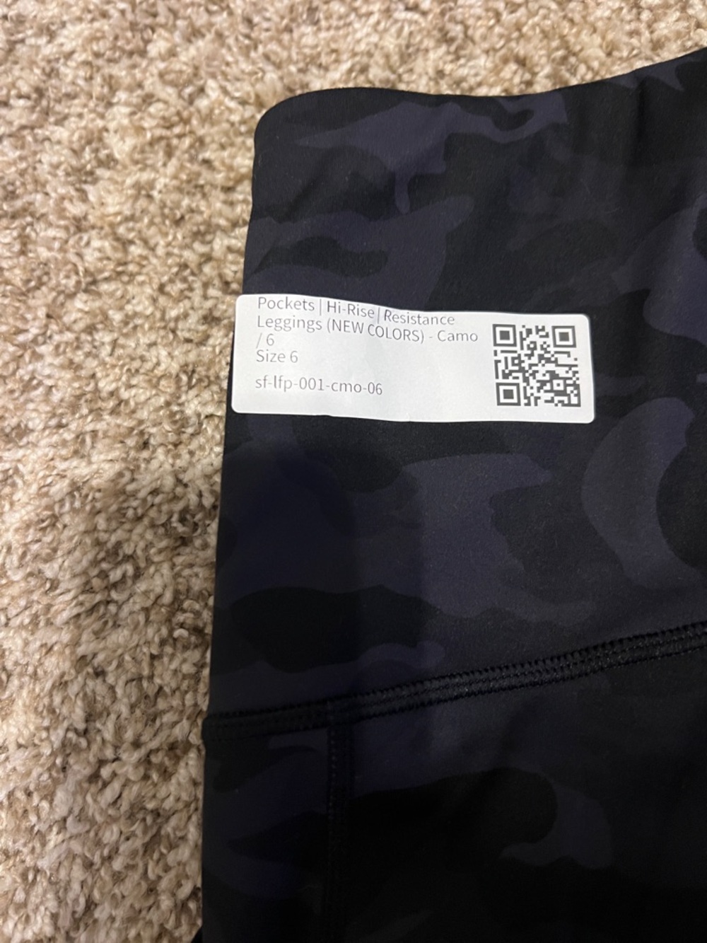 High-Waist Black Ruched Leggings - Picture 14 of 16
